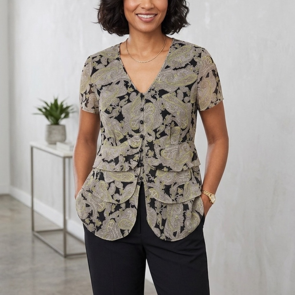 Liz Claiborne Black and Cream Floral Blouse